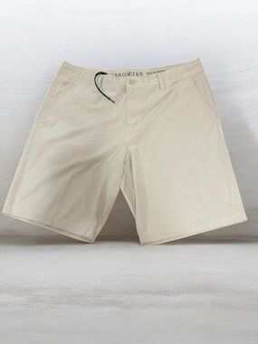 Hang Ten Men's Cream Flat Front Shorts
